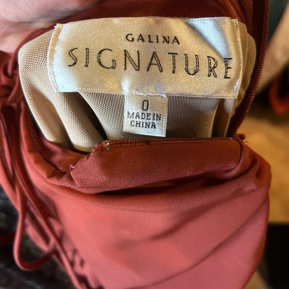 Signature Orange Red Ruched Pencil Maxi Dress - Picture 7 of 8